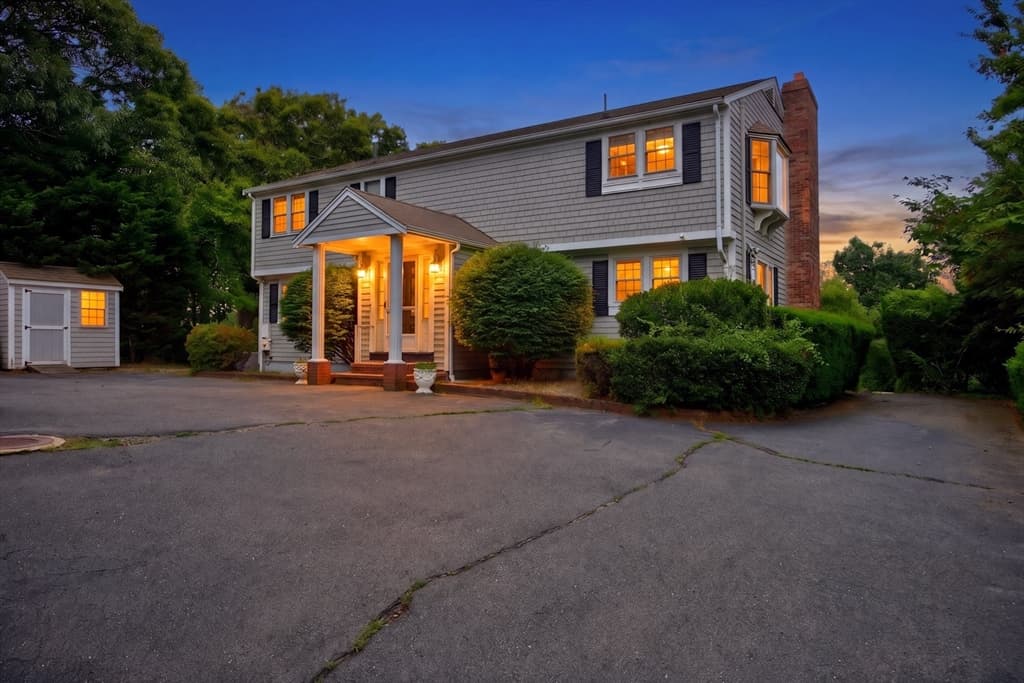 1021 Route 6a, Dennis MA 02638