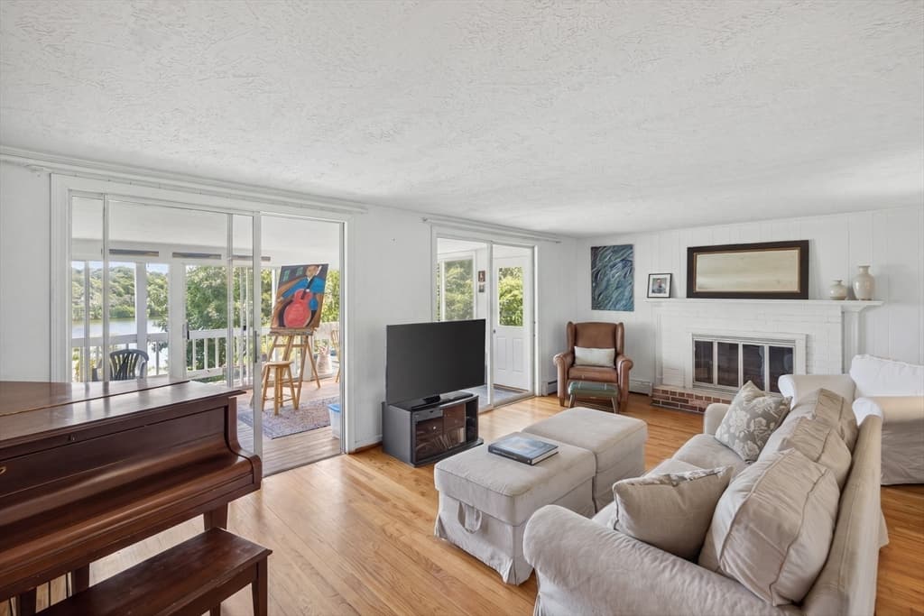 Multi Family at 1021 Route 6a, Dennis MA 02638, photo 10 of 39
