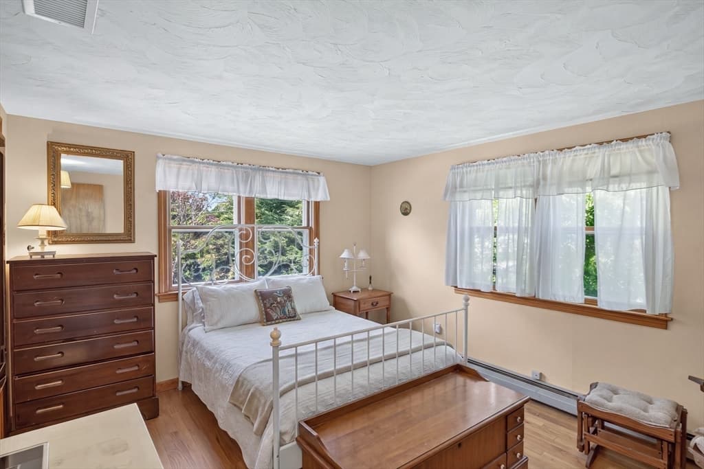 Multi Family at 1021 Route 6a, Dennis MA 02638, photo 15 of 39