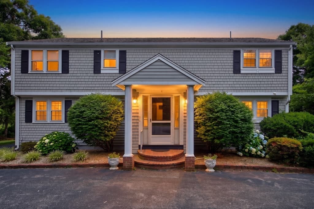 Multi Family at 1021 Route 6a, Dennis MA 02638, photo 4 of 39