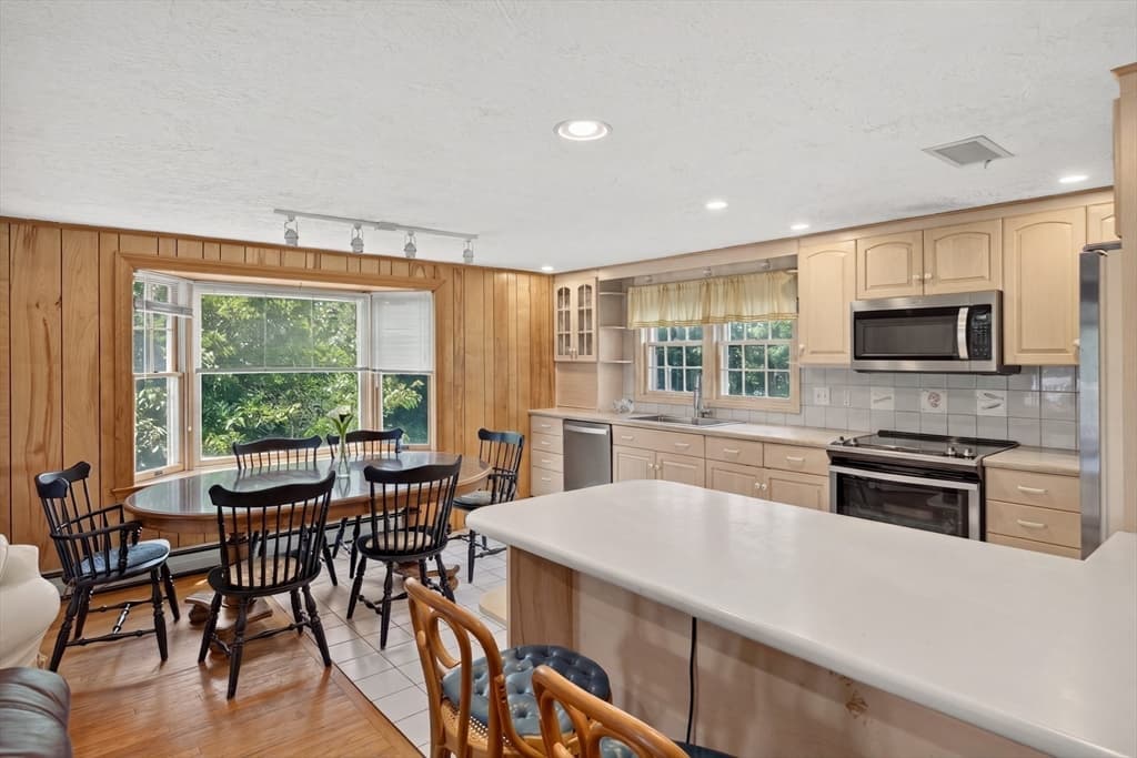 Multi Family at 1021 Route 6a, Dennis MA 02638, photo 21 of 39