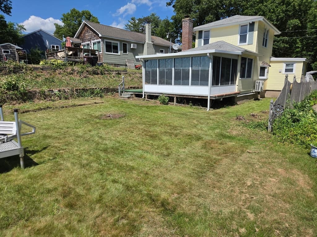 212 Rose Anna Ct, Westfield MA 01085