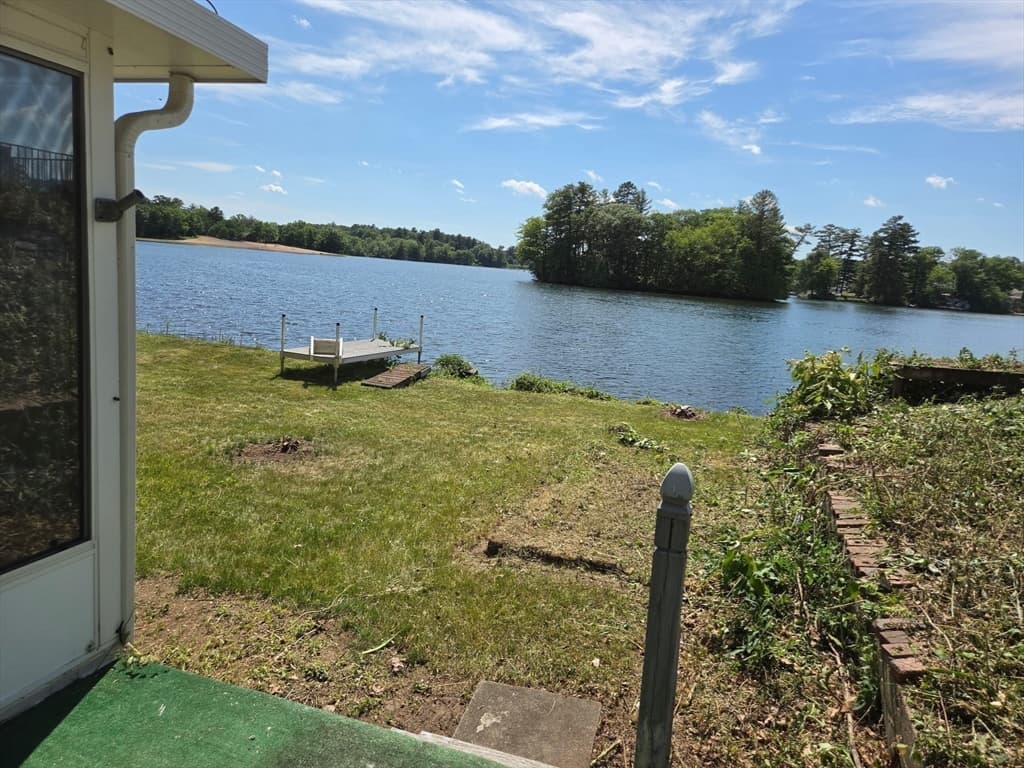 212 Rose Anna Ct, Westfield MA 01085 photo 8