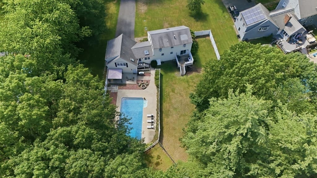 16 Fairview Farm Rd, Haverhill MA 01832 photo 2