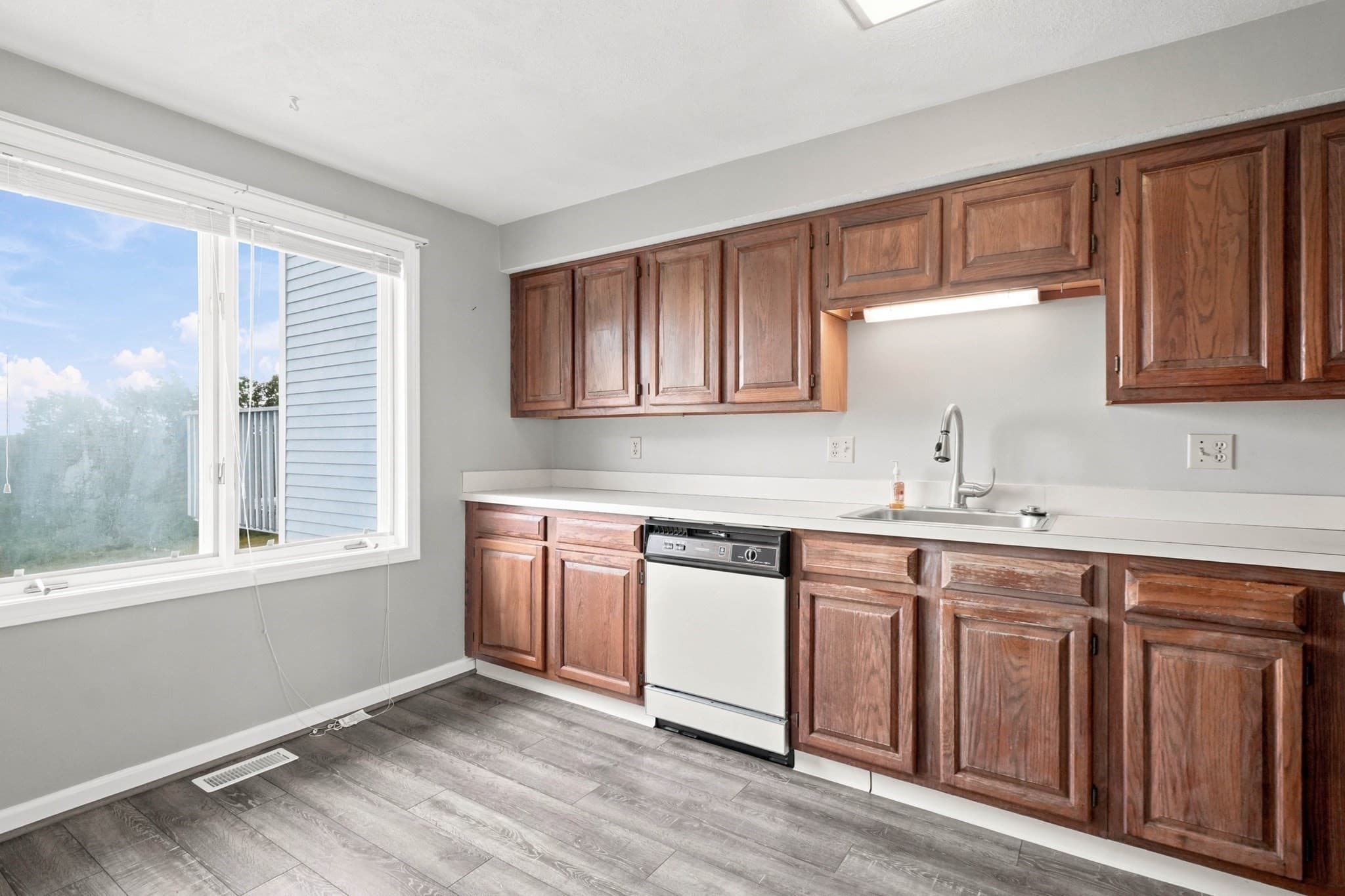 Condominium at 2604 Lewis O Gray Dr # 2604, Saugus MA 01906, photo 8 of 30