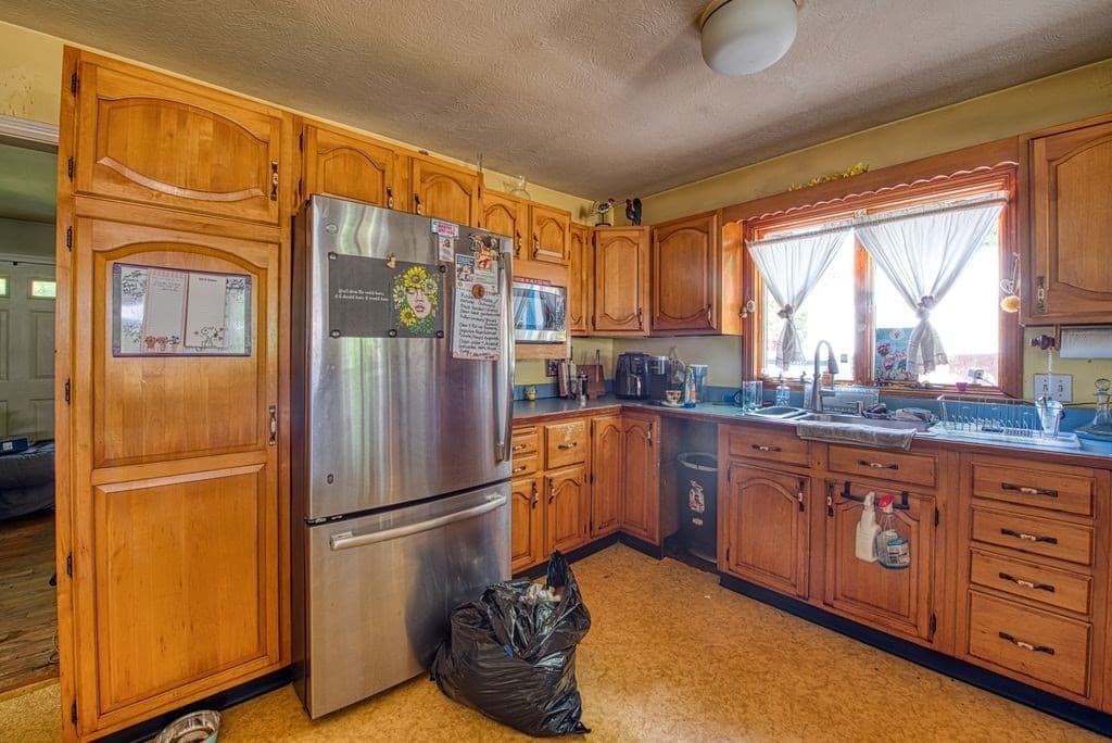 490 North Ave, Rockland MA 02370 photo 9