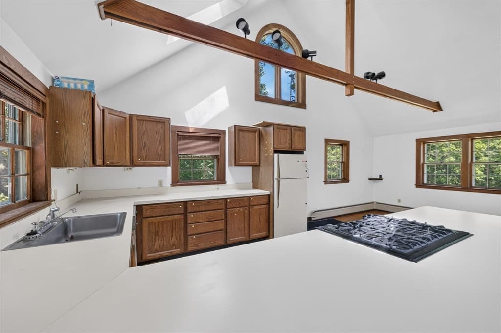 21 Mattarest Ln, Dartmouth MA 02748 photo 18