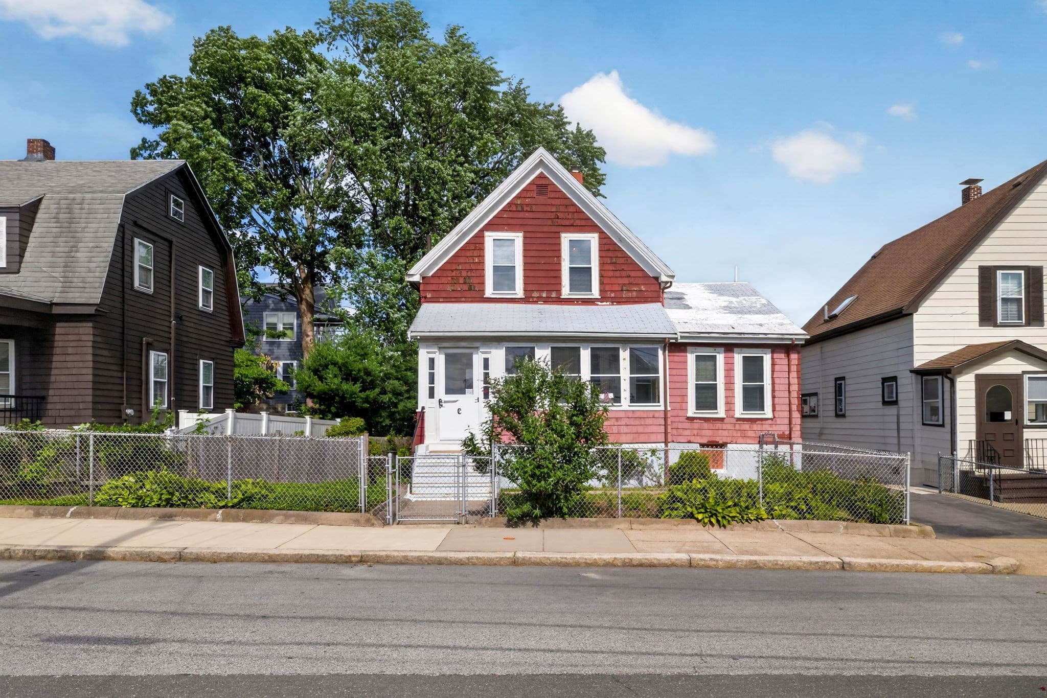 Residential at 95 Marshall St, Winthrop MA 02152, Winthrop, photo 2 of 16