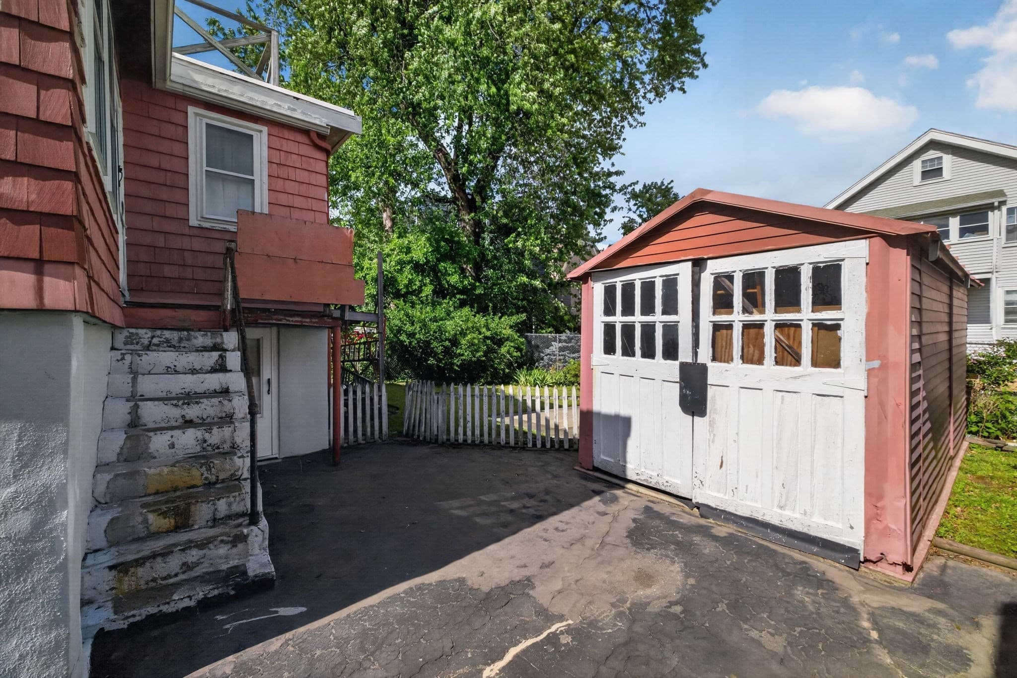 Residential at 95 Marshall St, Winthrop MA 02152, Winthrop, photo 9 of 16