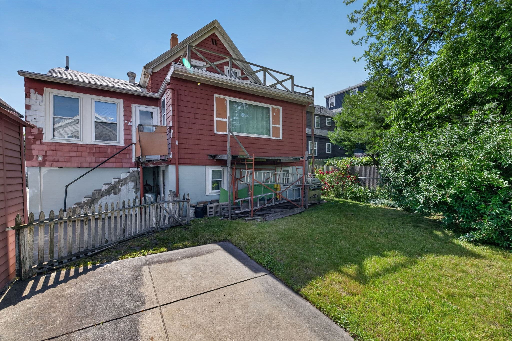 Residential at 95 Marshall St, Winthrop MA 02152, Winthrop, photo 10 of 16