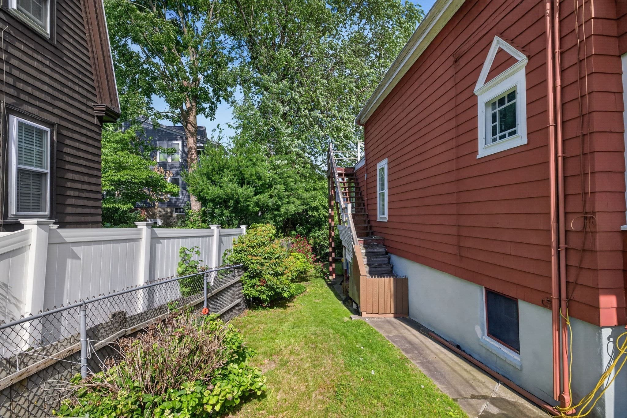 Residential at 95 Marshall St, Winthrop MA 02152, Winthrop, photo 15 of 16