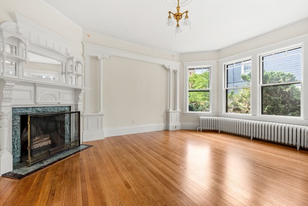 Condominium at 18 Loring Avenue # 1, Salem MA 01970, photo 17 of 32