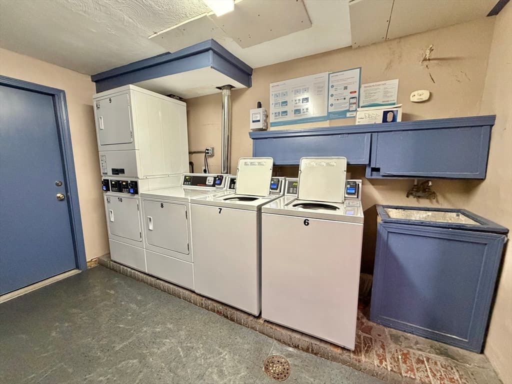 15 Staples Ave # 18, Everett MA 02149 photo 9