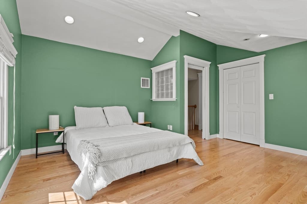 1 Toms Way, Stoneham MA 02180 photo 29