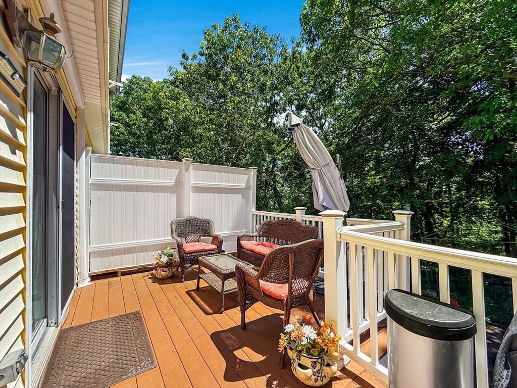 Condominium at 31 Wallace Cir # 31, Malden MA 02148, Malden, photo 34 of 42