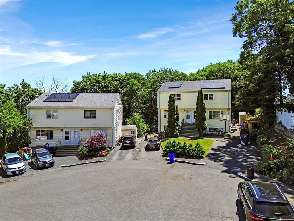 Condominium at 31 Wallace Cir # 31, Malden MA 02148, Malden, photo 4 of 42