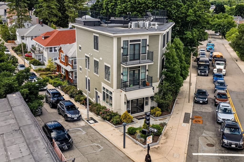 370 Beech St # 3, Boston MA 02131 photo 14