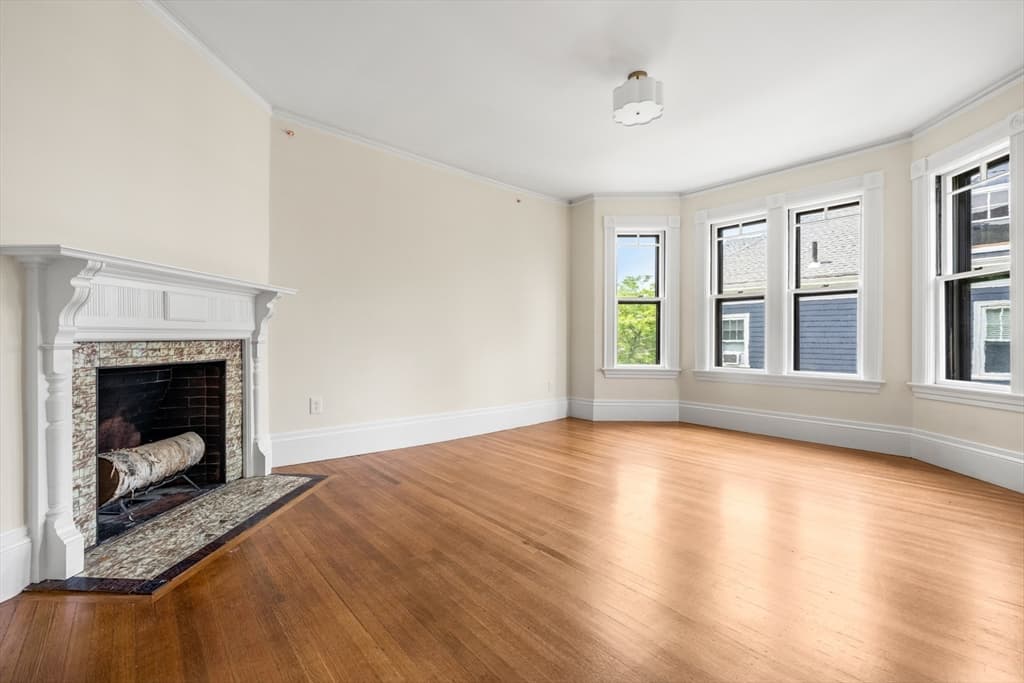 Condominium at 18 Loring Avenue # 2, Salem MA 01970, photo 13 of 26