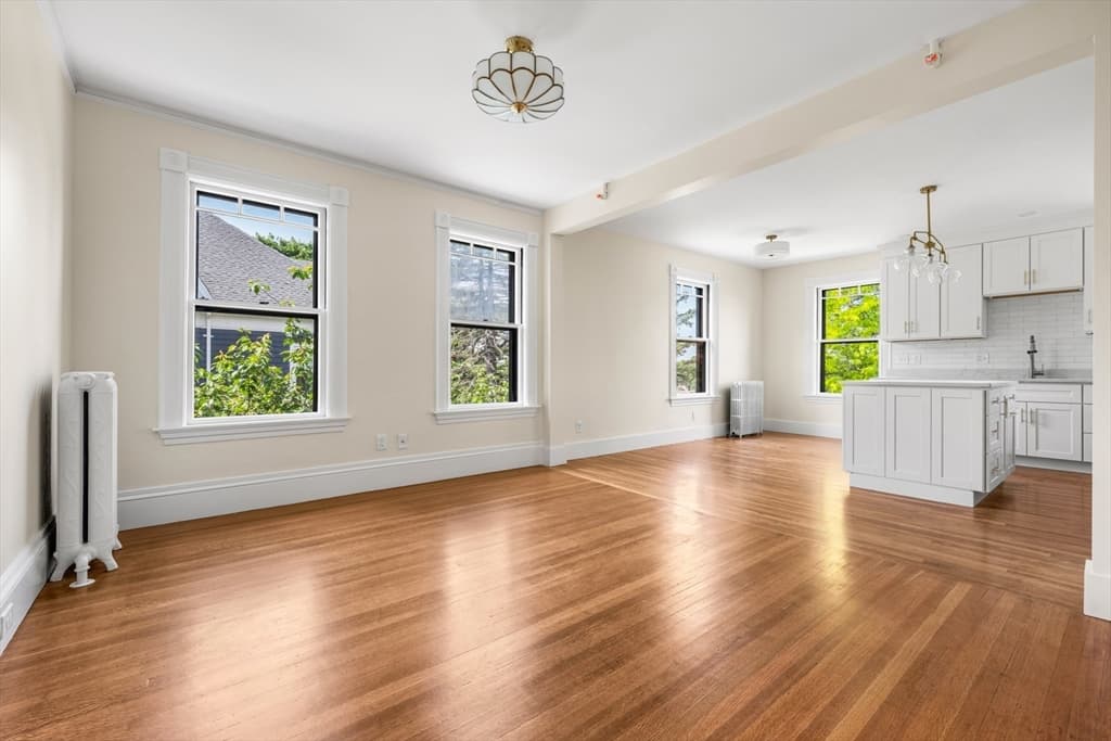 18 Loring Avenue # 2, Salem MA 01970