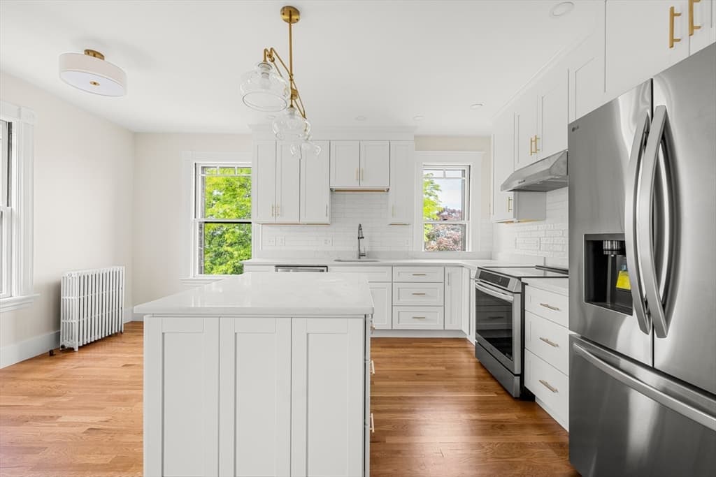 Condominium at 18 Loring Avenue # 2, Salem MA 01970, photo 9 of 26