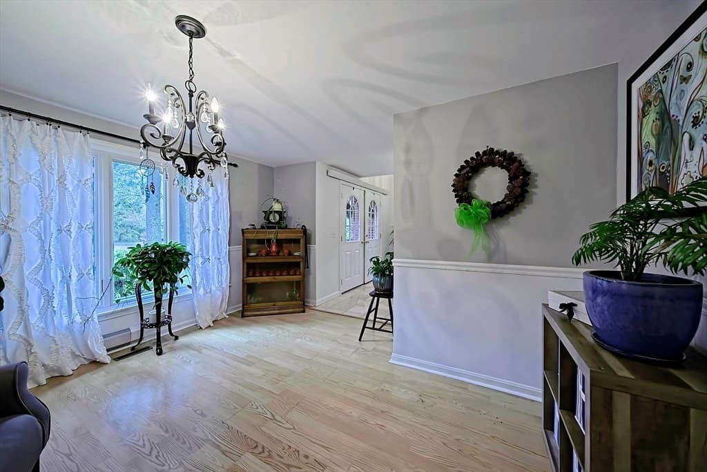Single Family Residence at 2 Nottingham Dr, Raynham MA 02767, photo 13 of 36