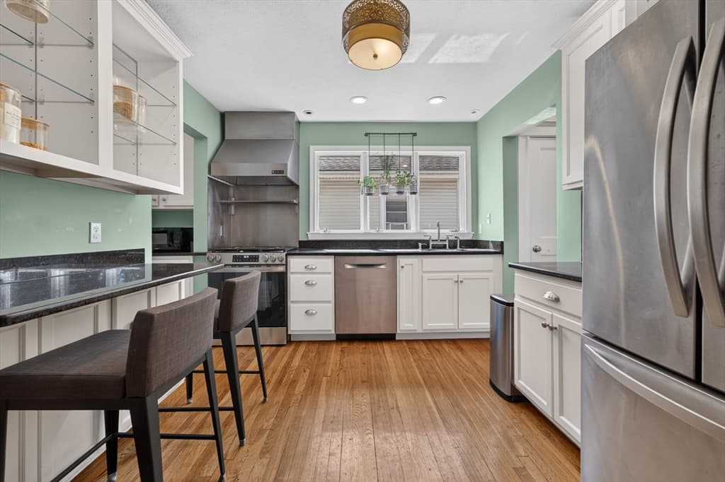 23 Irvington Rd # 2, Somerville MA 02144 photo 9