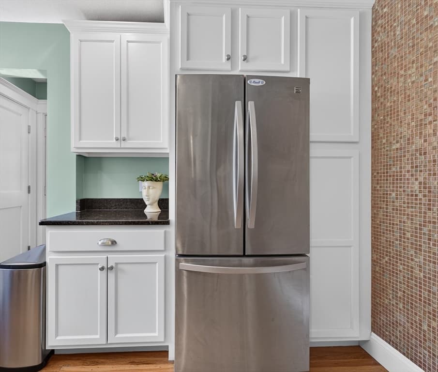 23 Irvington Rd # 2, Somerville MA 02144 photo 11
