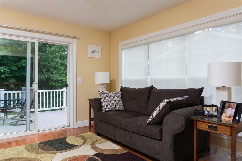4 Leslie Court, Rockland MA 02370 photo 11