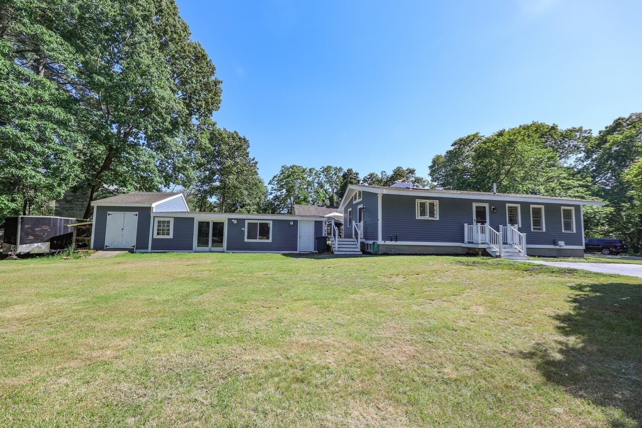 Single Family Residence at 86 Meadowbrook Road, Chelmsford MA 01863, photo 6 of 41