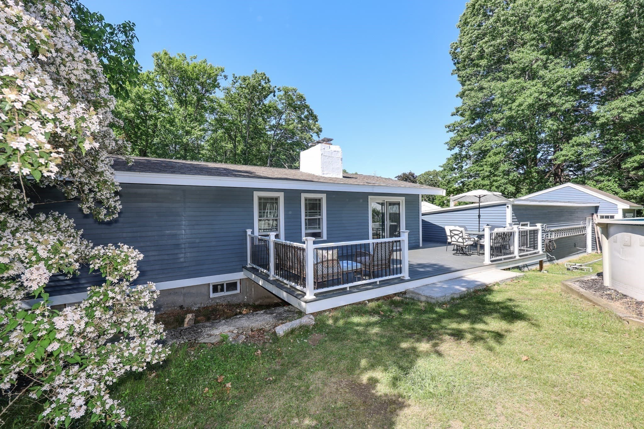 Single Family Residence at 86 Meadowbrook Road, Chelmsford MA 01863, photo 26 of 41