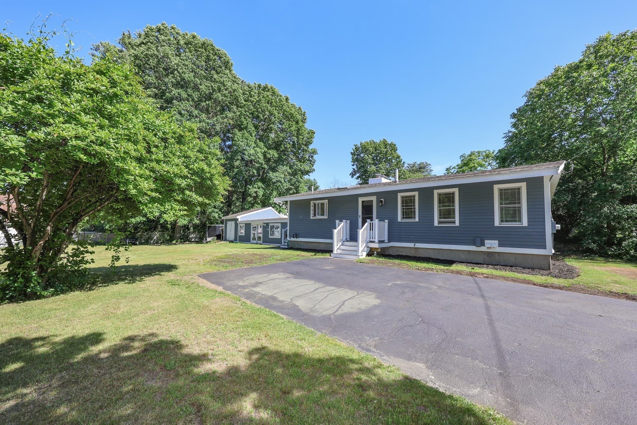 Single Family Residence at 86 Meadowbrook Road, Chelmsford MA 01863, photo 37 of 41