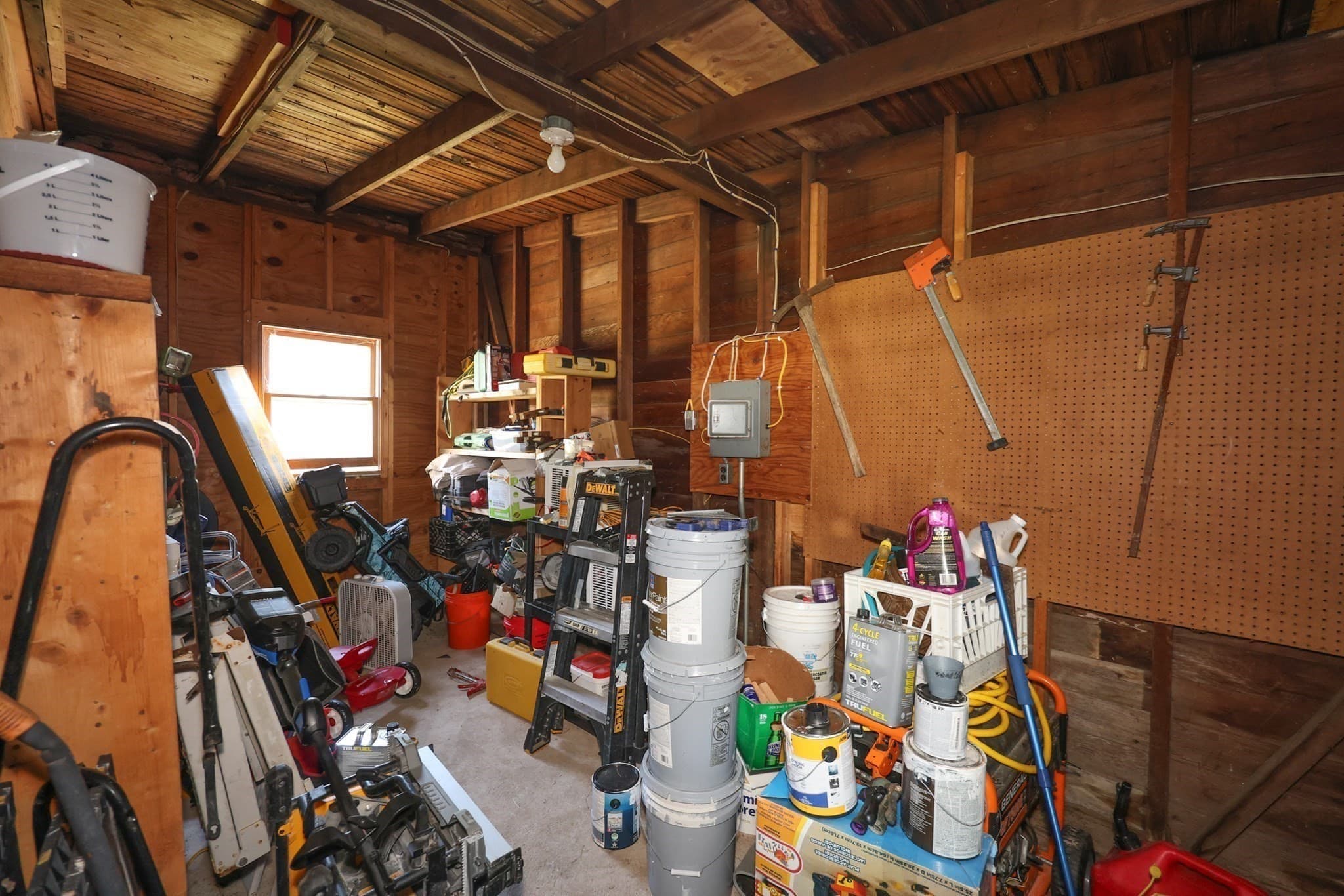 Single Family Residence at 86 Meadowbrook Road, Chelmsford MA 01863, photo 31 of 41