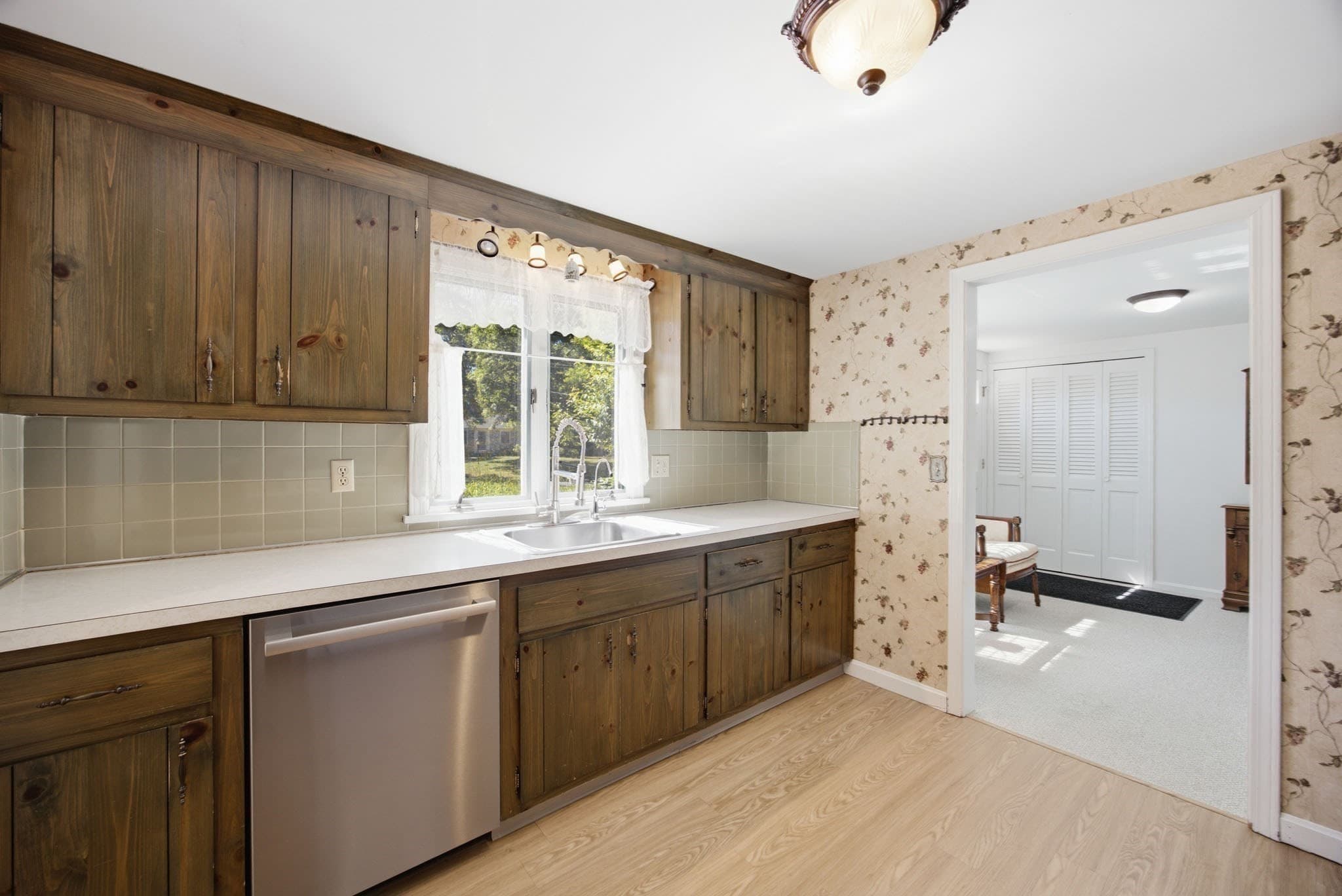 Single Family Residence at 179 Sheaffer Rd, Barnstable MA 02632, photo 17 of 33