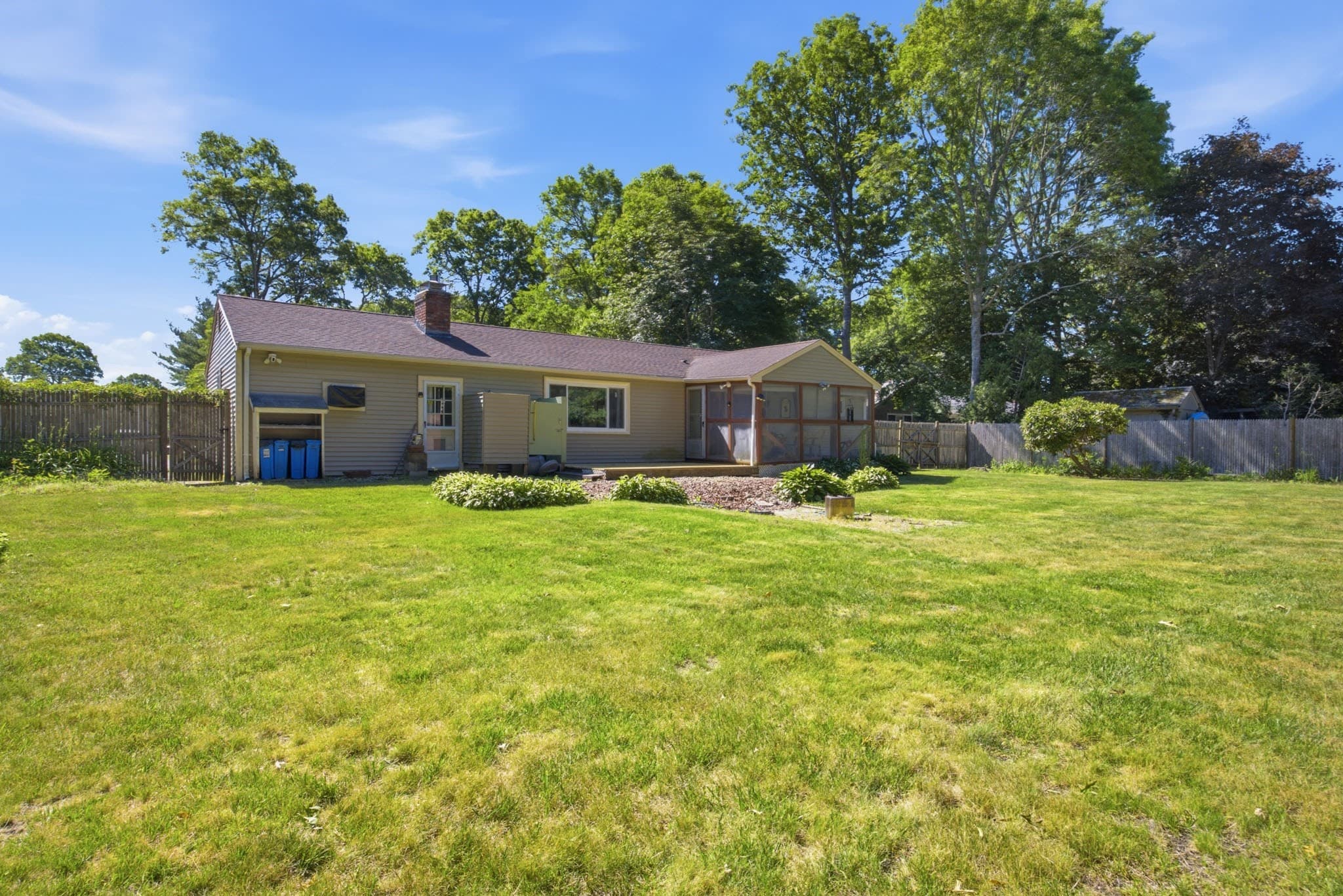 Single Family Residence at 179 Sheaffer Rd, Barnstable MA 02632, photo 4 of 33