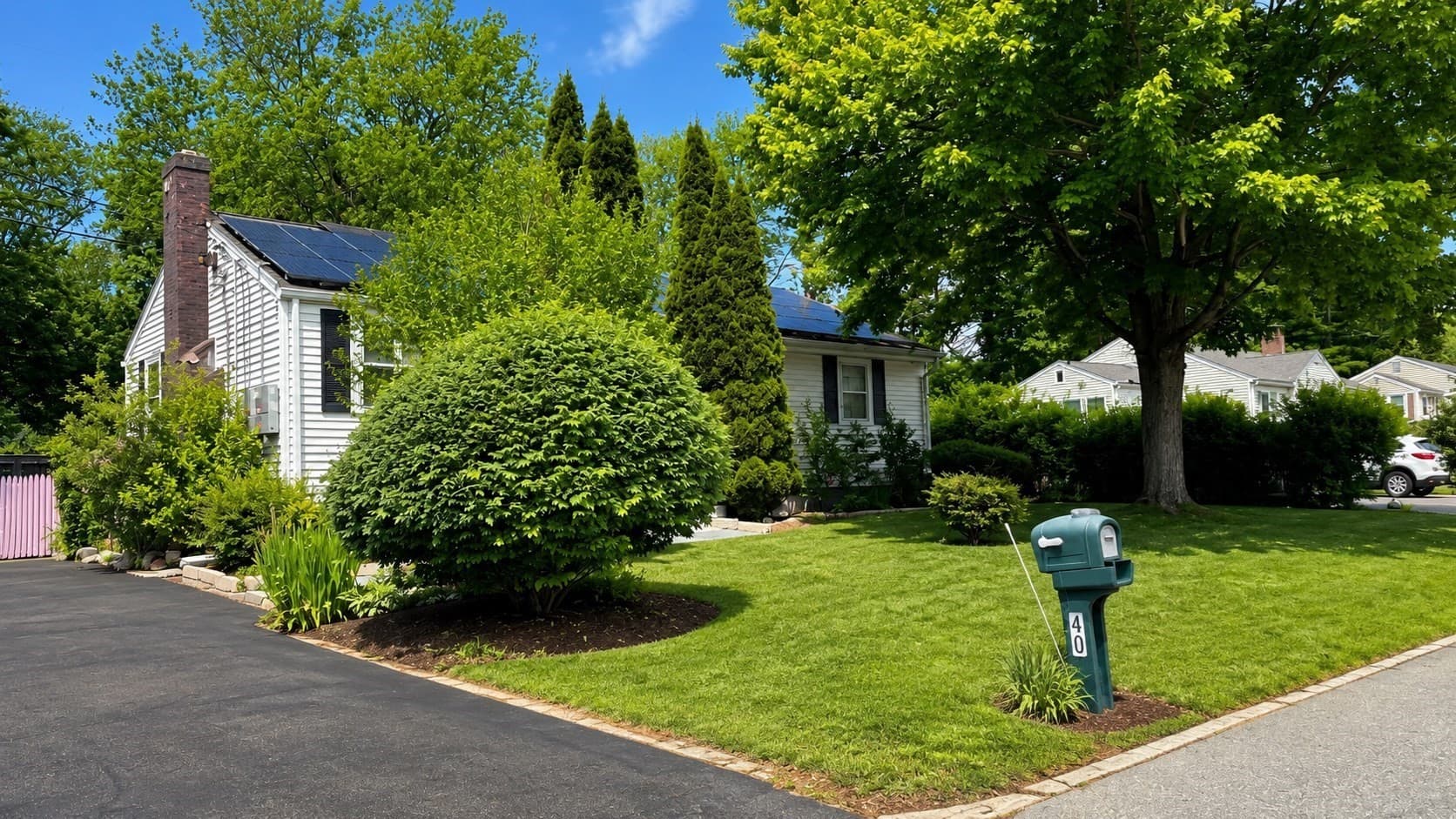 Single Family Residence at 22 Farnham Rd, Stoughton MA 02072, photo 2 of 4