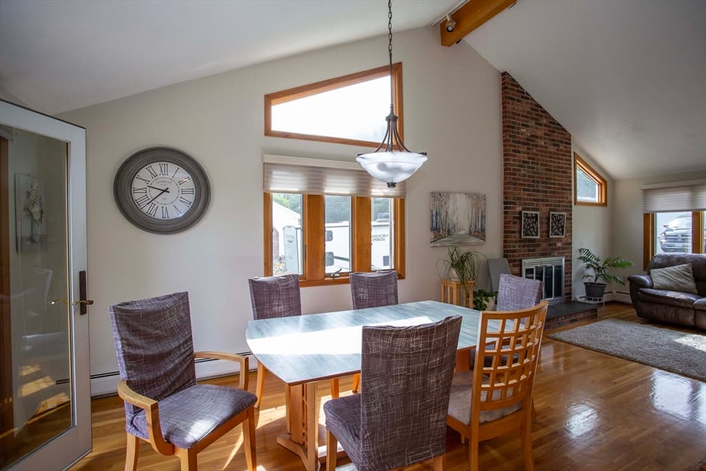 Single Family Residence at 6 Woodland Ave, Saugus MA 01906, Saugus, photo 6 of 42