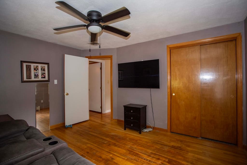 Single Family Residence at 6 Woodland Ave, Saugus MA 01906, Saugus, photo 15 of 42