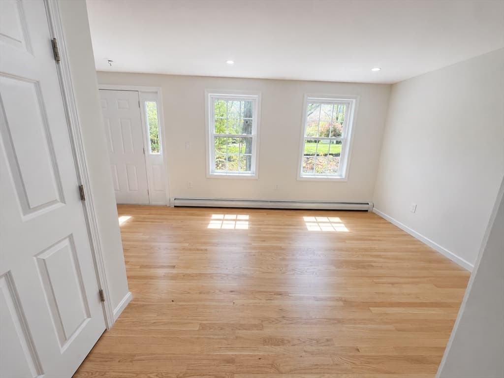 4 Wilder Rd, Leominster MA 01453 photo 5
