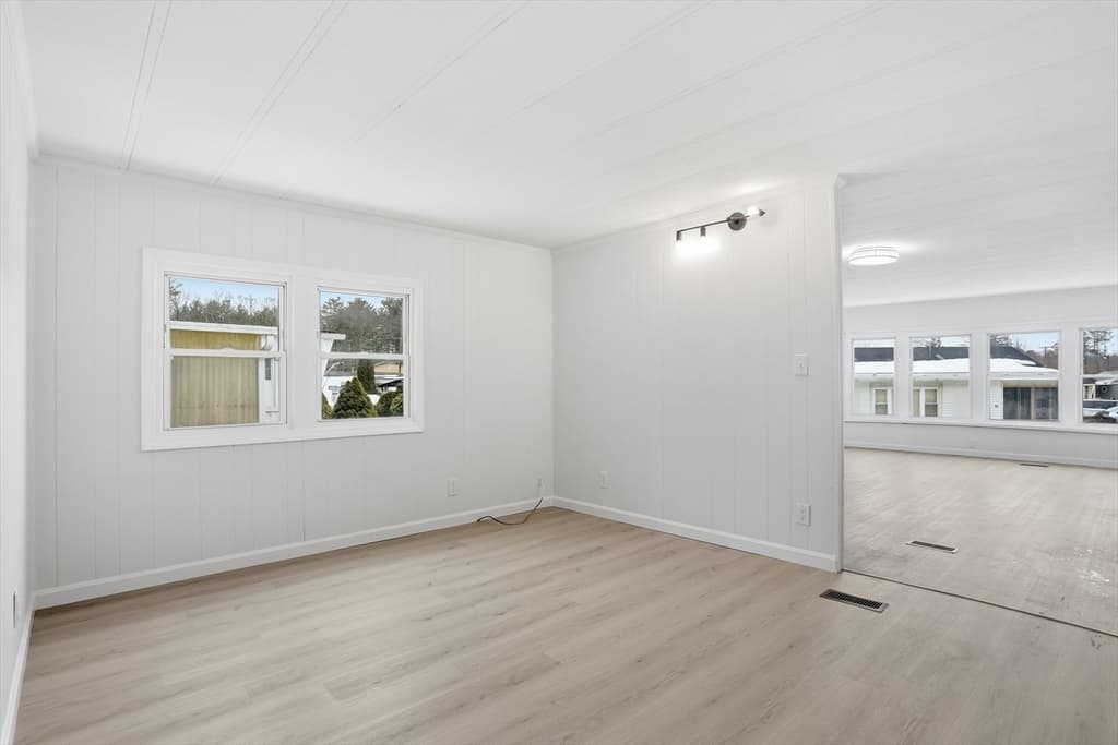 2 Ethel Ave, Marlborough MA 01752 photo 8