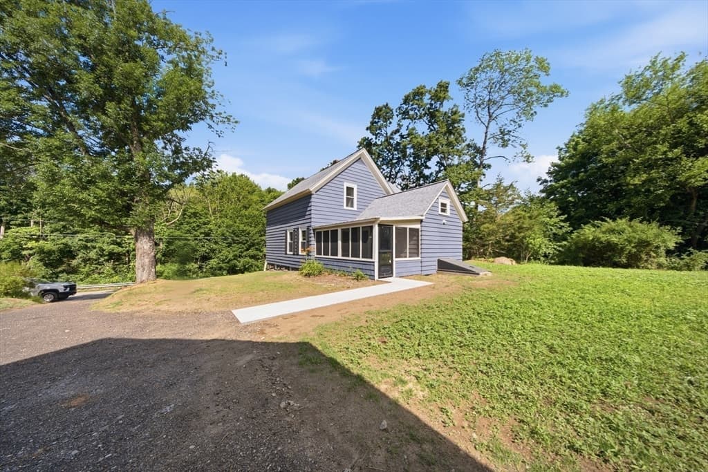 286 Blackstone St, Uxbridge MA 01569 photo 23