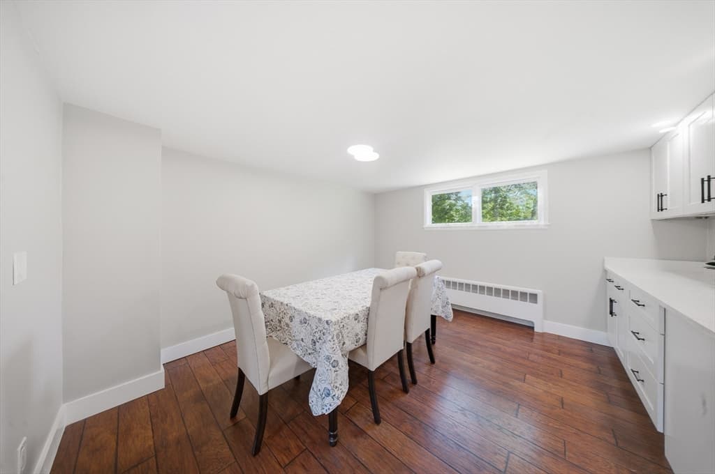 286 Blackstone St, Uxbridge MA 01569 photo 7