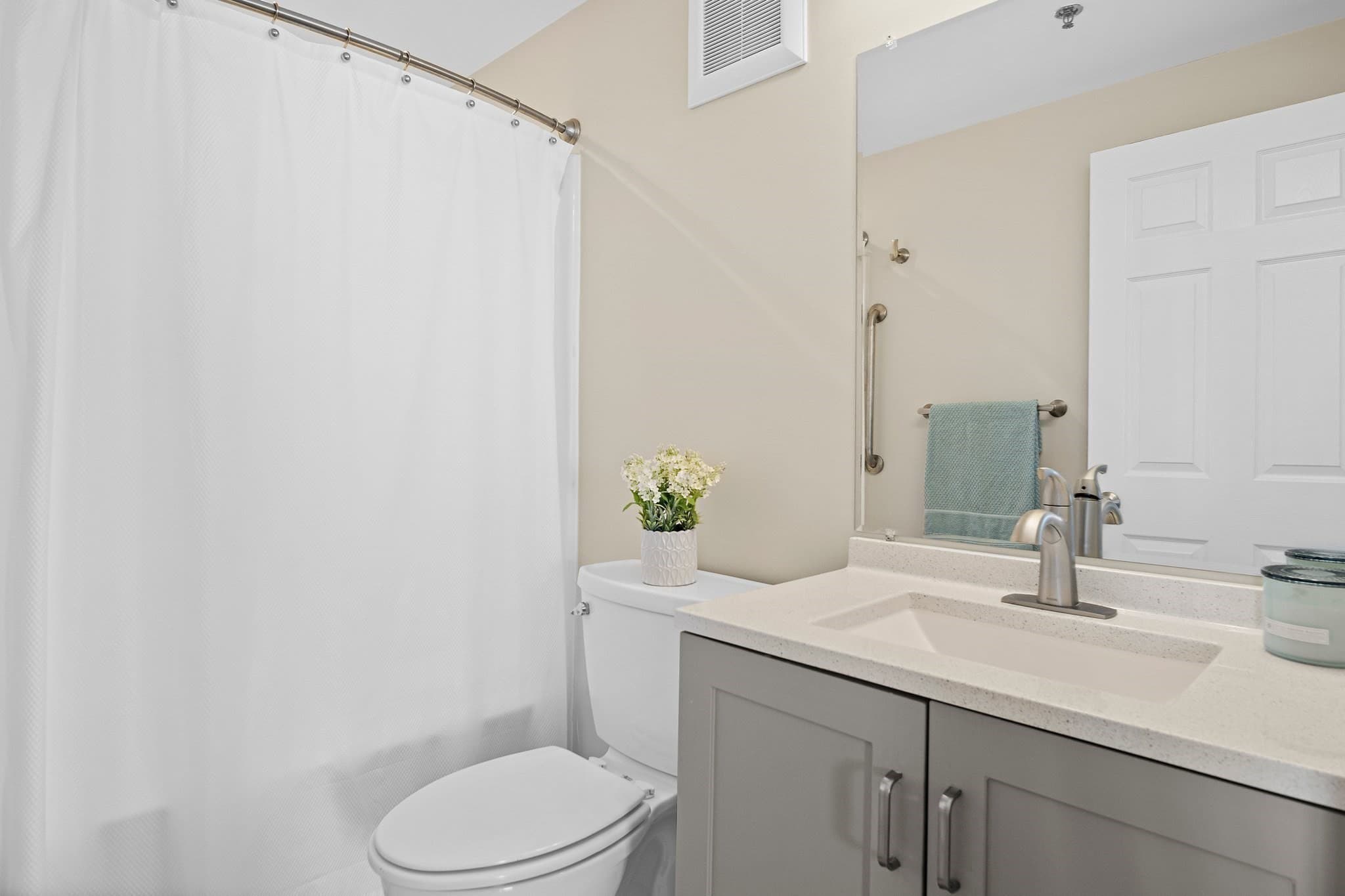 Condominium at 474 Revere Beach Boulevard # 903, Revere MA 02151, photo 8 of 29