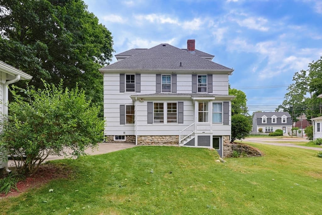78 Franklin St, Wrentham MA 02093 photo 7