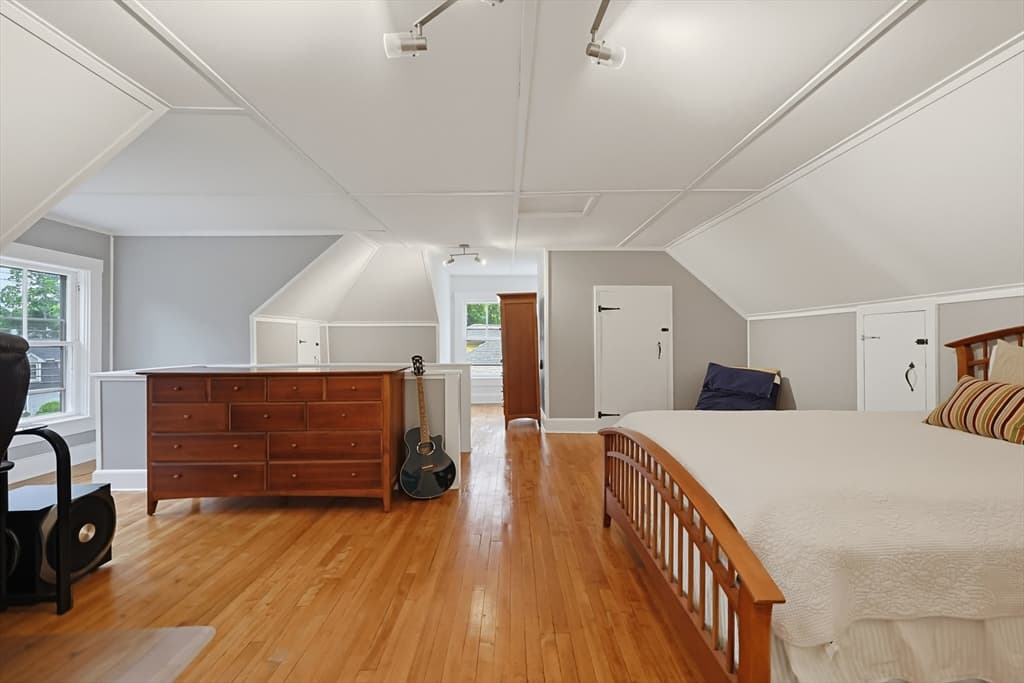 78 Franklin St, Wrentham MA 02093 photo 32
