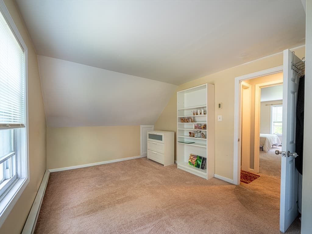 2 Amesbury St, Worcester MA 01605 photo 21