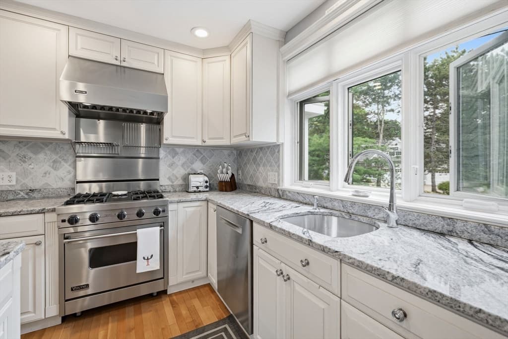 3 Galloupes Terrace, Swampscott MA 01907 photo 13
