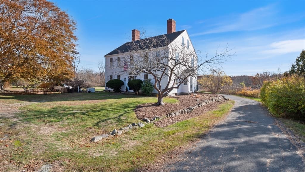 239 High Road, Newbury MA 01951