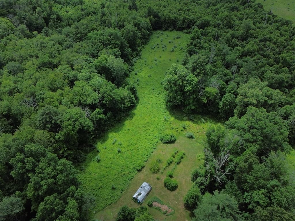 Single Family Residence at 30 Whittemore Rd, Sturbridge MA 01566, Sturbridge, photo 11 of 12