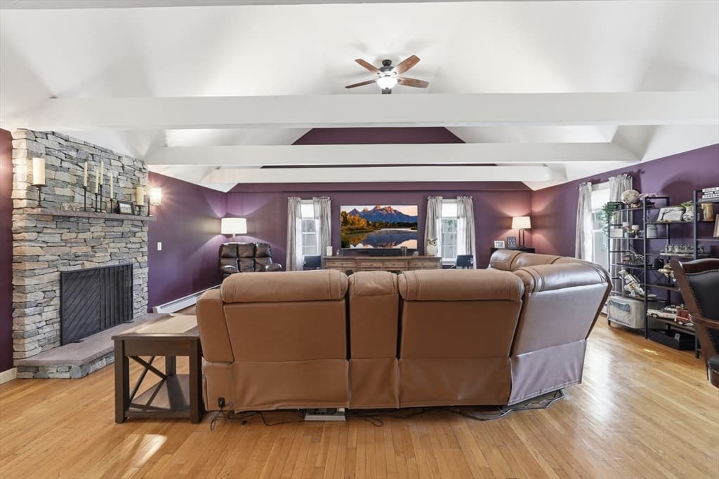 45 Constitution Dr, Leominster MA 01453 photo 18