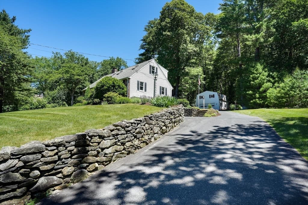 42 Ball St, Northborough MA 01532 photo 36